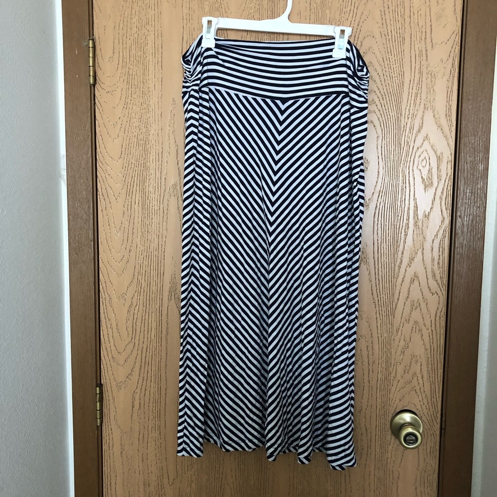 Merona navy blue and white stripe maxi skirt
